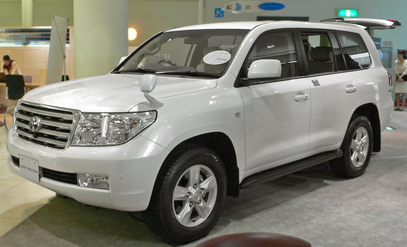 2021 Toyota Land Cruiser — Pearl White