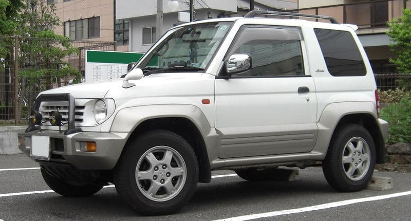 2019 Mitsubishi Pajero — Deep Red